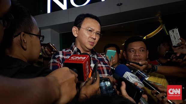 Ahok dalam salah satu aktivitas kampanye.