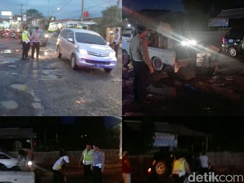 Jalan di Karawang Timur Rusak, Akses ke Tol Cikampek Tersendat