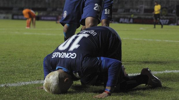 Cristian Gonzales punya jam terbang tinggi sebagai pemain di liga indonesia.