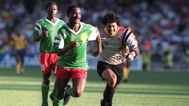 Roger Milla pernah meramaikan Liga Indonesia di musim 1994/1995.