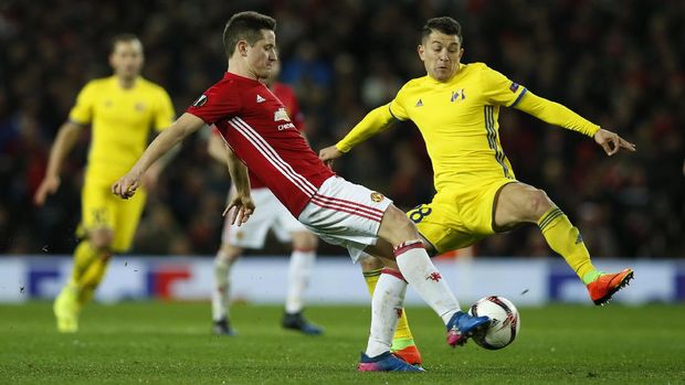 Ander Herrera sempat beragumentasi dengan Jose Mourinho usai MU kalah dari Huddersfield, akhir pekan lalu.