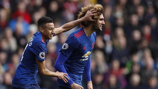 Jese Lingard dan Marouane Fellaini membayar kepercayaan Jose Mourinho.