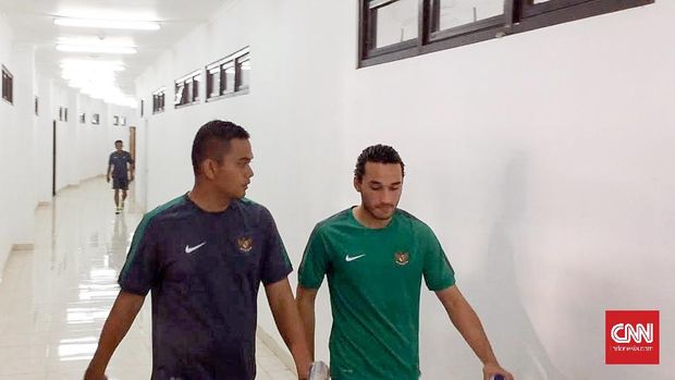 Ayah Ezra Walian Optimistis Putranya Bakal Penting di Timnas