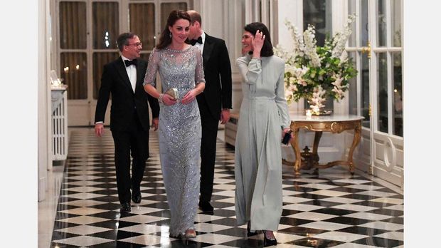 Mengintip Pilihan Busana Kate Middleton Saat Kunjungi Paris