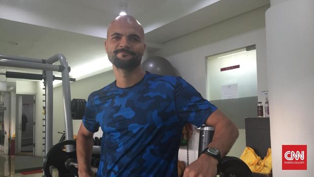 Sergio van Dijk hingga kini belum pulih dari cedera lutut.