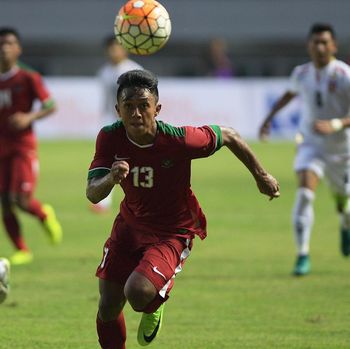 Gian Zola dan Febri Absen, Fisik Essien dan Cole Dipacu