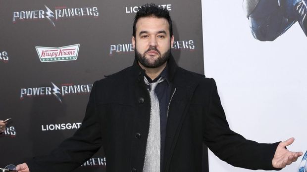 Austin St John pernah ikut perang di Timur Tengah.
