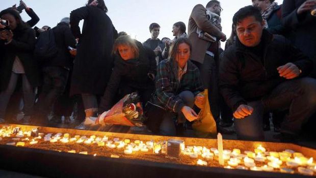 Berduka Teror London, Ratusan Orang Berkumpul di Trafalgar Square