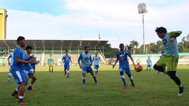 Persib masih menggodok persiapan menghadapi Liga 1 2018.