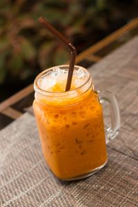  Thai  Tea  Segar Beraroma yang Dibuat dengan Campuran Rempah 