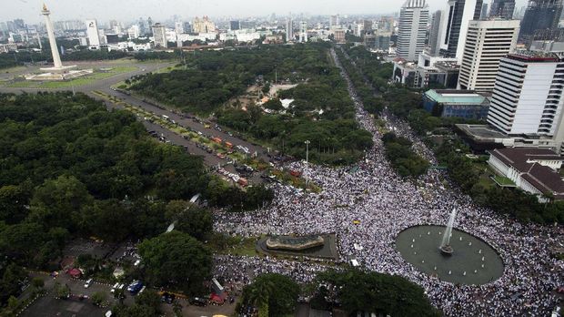 Vonis Ahok, Strategi FPI, dan Bayang-Bayang Arab Spring