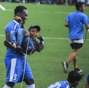 Cole Bukan Jawaban bagi Lini Depan Persib