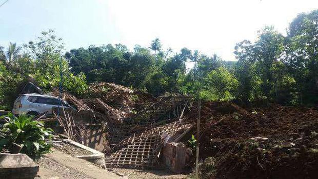 Tanah Longsor di Ponorogo, 31 Orang Dilaporkan Hilang