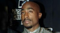 Tupac Shakur pernah berpacaran dengan Madonna sebelum meninggal pada 1996.
