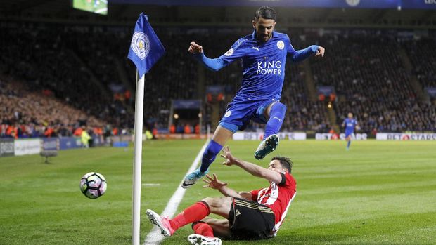 Riyad Mahrez diminati oleh AS Roma dan klub Italia itu sudah mengajukan penawaran serius.