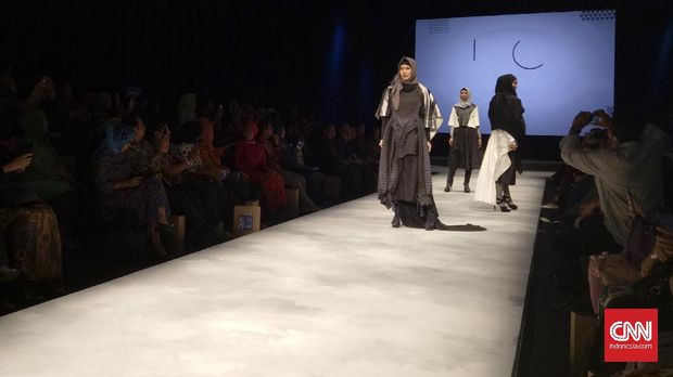 Padu Padan Busana di Muslim Fashion Festival 2