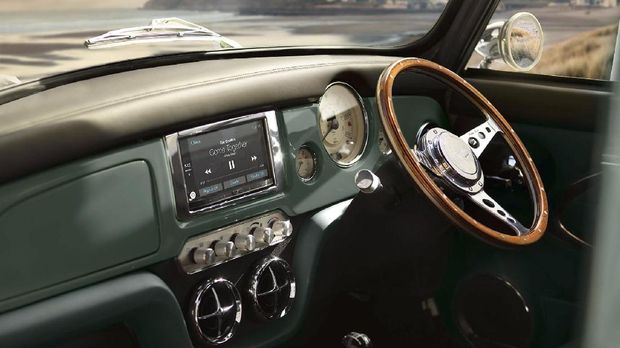 Mobil MINI Kedua Karya David Brown