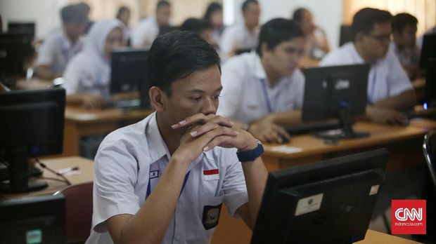 Berbagai penolakan datang ketika Mendikbud ingin menerapkan konsep full day school.