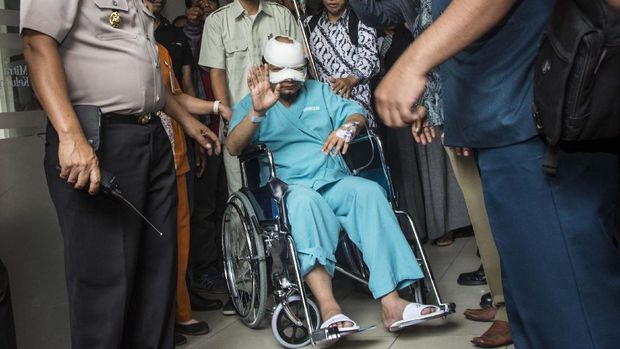 Gerak Lamban Polri di Balik Titik Terang Kasus Novel Baswedan
