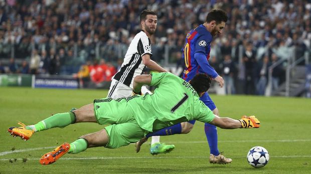 Barcelona harus membalikkan defisit tiga gol saat melawan Juventus.