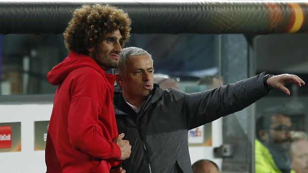 Fellaini dan Mata, Anak Kandung Prestasi MU yang Bergelombang