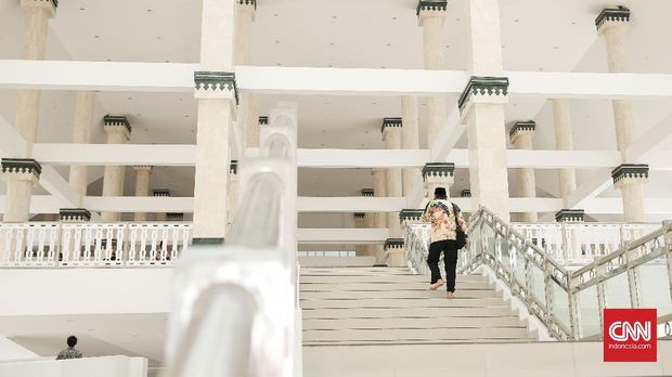 Maling Incar Kamar Mandi Masjid Raya Hasyim Asy'ari