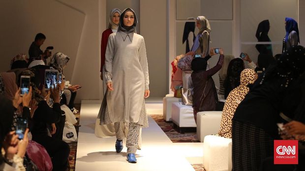 Tiga Rekomendasi Fesyen Ramadan dari Dian Pelangi