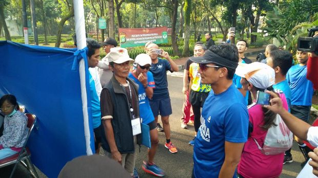 Sandiaga Uno lari pagi cek TPS