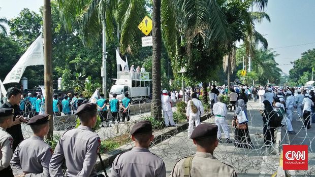 Akhir Drama Perkara Penodaan Agama Ahok