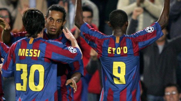 Ronaldinho meraih masa keemasan bersama Barcelona.