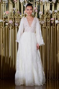 Detail Cantik yang Tengah Jadi Tren Gaun Pengantin 2017