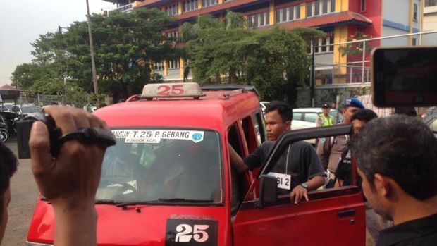 Tersangka Hermawan juga