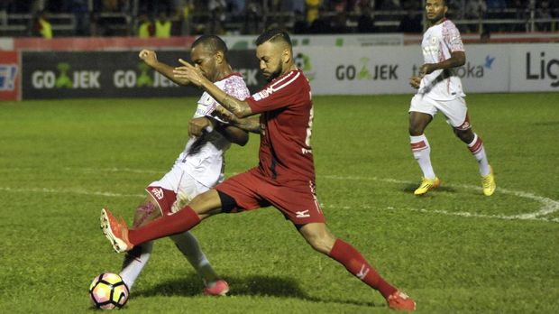 Persipura mengharapkan dana dari PT. Liga Indonesia Baru untuk melengkapi kebutuhan mereka.