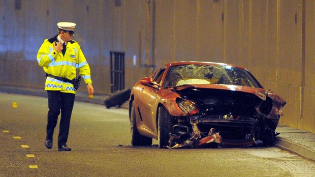 Cristiano Ronaldo menabrakan Ferrari 599 GTB Fiorano pada Januari 2009.