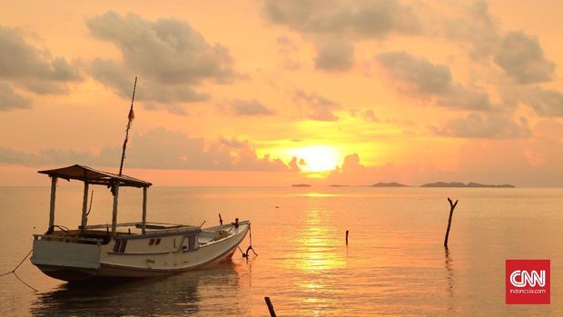 Riang Berlabuh di Kepulauan Karimunjawa