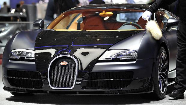 Bugatti Veyron 16.4 Super Sport dibeli Ronaldo usai Piala Eropa 2016.