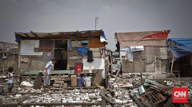 Anies Cek Pembangunan Shelter Kampung Akuarium Besok