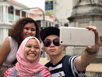 Oppo F3 Plus: Layar Besar, Jago Selfie