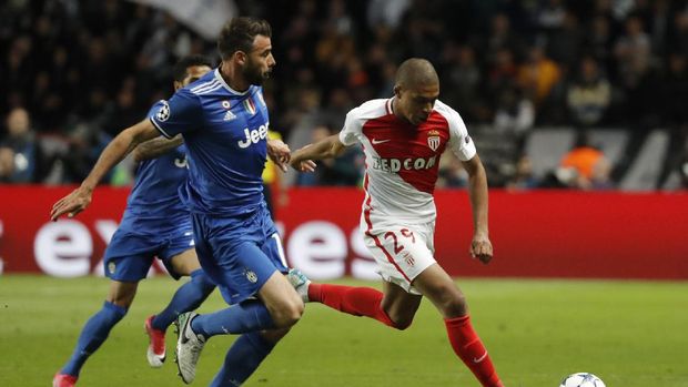 Kylian Mbappe membawa AS Monaco hingga ke semifinal Liga Champions musim lalu.