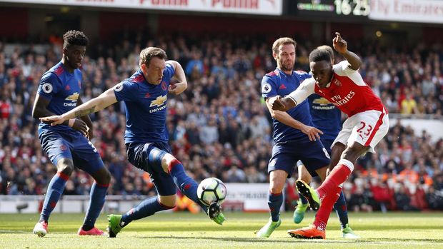 Setelah gagal memanfaatkan sejumlah peluang di babak pertama, Danny Welbeck akhirnya sukses mencetak gol kedua bagi Arsenal.