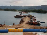 Menengok Jembatan Terpanjang di Papua