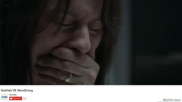 Potret rapuh ibu saat merawat anaknya yang sakit