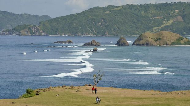 Menjejak Lombok Demi Mandalika