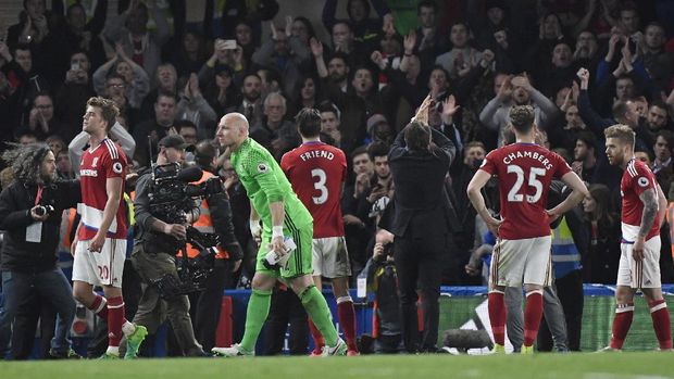 Aksi Berkelas Conte di Stamford Bridge