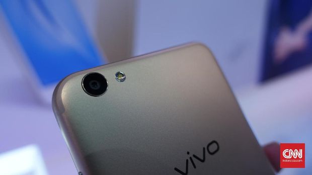 Vivo V5s Meluncur, Apa Bedanya dari Vivo V5?