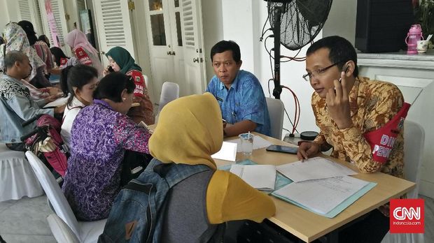 Djarot Mulai Terapkan Sistem Baru Pelayanan Aduan Warga DKI