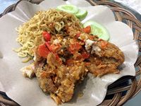 I Am Geprek  Bensu  Semarang Spesial Ayam  Geprek  Keju Mozarella 