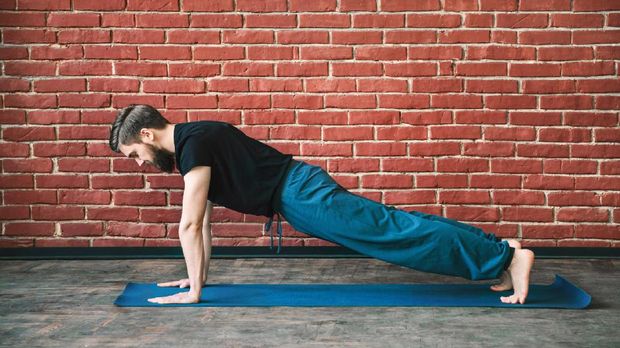 Sembilan Yoga Aneh Untuk Rayakan Hari Yoga Internasional