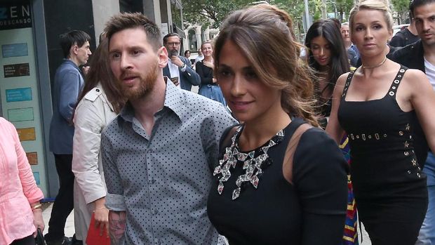 Antonella Roccuzzo sudah menjadi kekasih Lionel Messi sejak 2008.