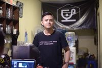 Modal Cuma Rp 15 Juta, Sarjana IT Ini Jualan Kopi Beromzet Belasan Juta